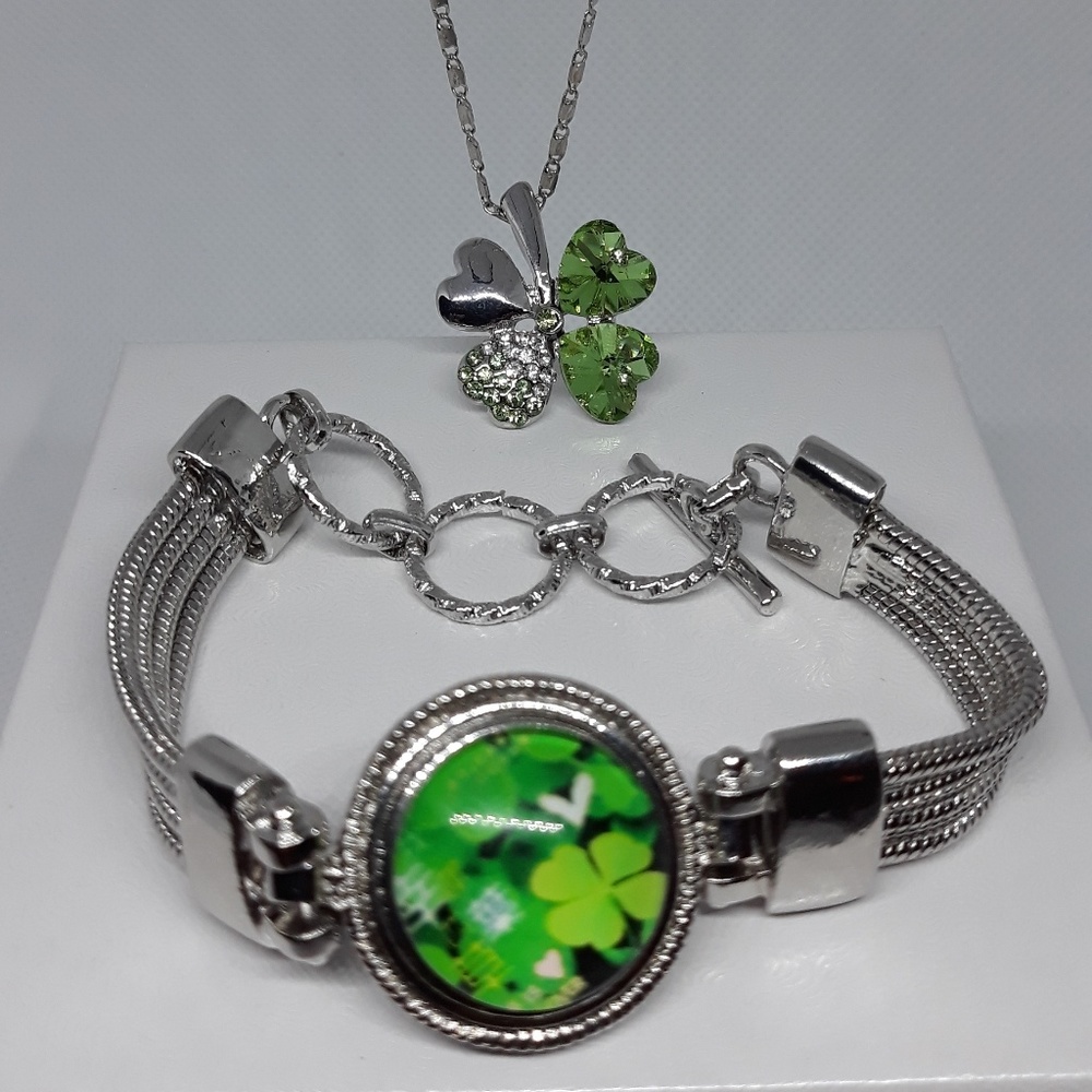St Patrick's Day Necklace Set